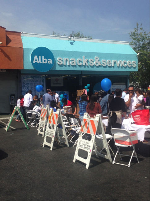 Alba Snacks & Services debuted its renovations on Mar. 30 with community activities, healthy food and smoothie samples. Local politicians, high school students and families attended. | Jordyn Holman