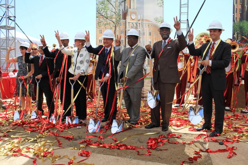 Community members, student leaders, trustees and local politicians break ground with USC president Max Nikias. | Phoenix Tso/Neon Tommy 